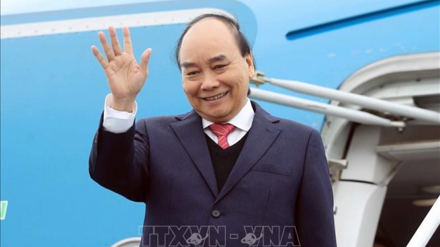 President Nguyen Xuan Phuc leaves Hanoi for state visit to Indonesia